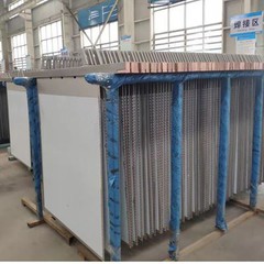 Compuesto de titanio y ánodo