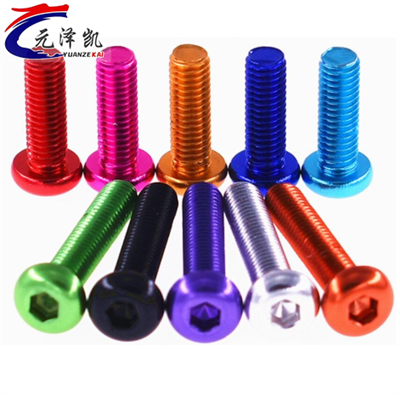 ¿Los tornillos de titanio requieren un manejo especial durante el transporte?